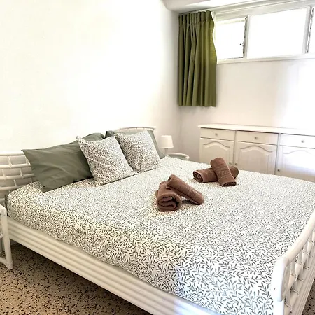 Arenas Negras Sea Views Alma Homes דירה